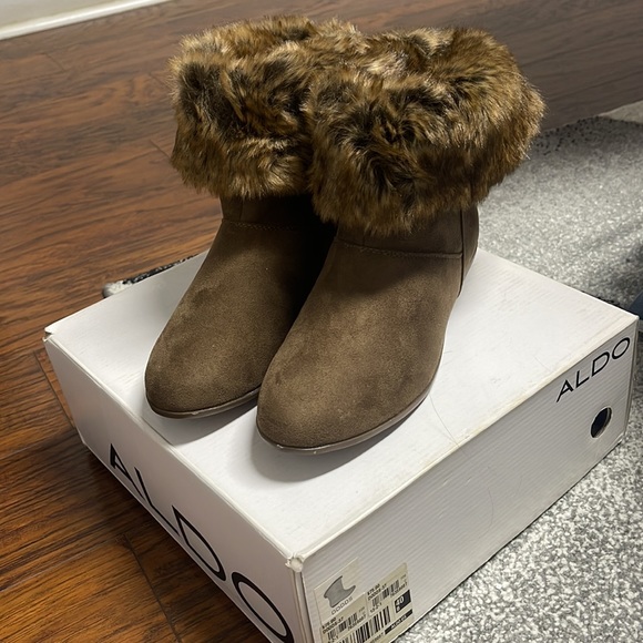 ALDO Women's Faux-Fur Winter Boots - Picture 5 of 6
